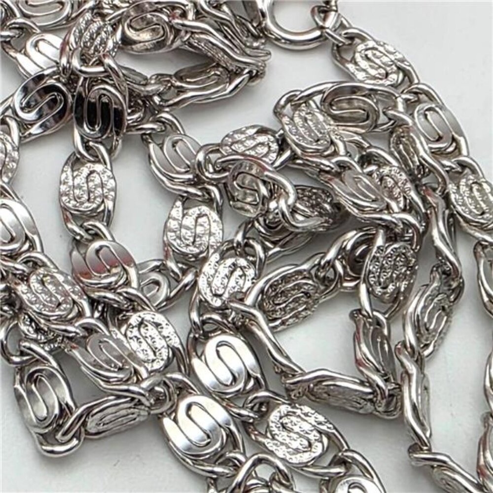 Avon Silver Tone Twisted Oval Link Paperclip Chain Necklace 30" Vtg. Signed - Picture 4 of 5